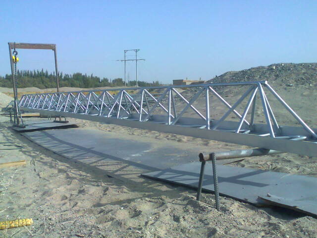 彬村山华侨农场专业承揽大中小型喷涂翻新施工业务！